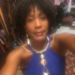 Meet your Posher, Deborah